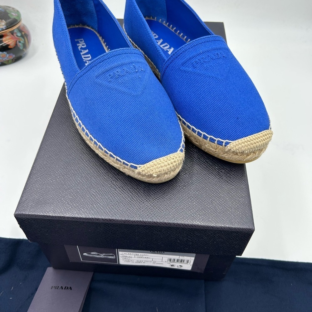 Women's Prada triangle logo canvas espadrille size 7, made in Italy - Picture 2 of 8